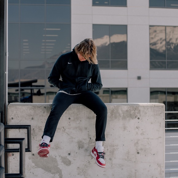 Meet your Posher, Johnny - Picture 1 of 1